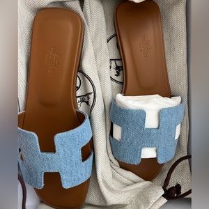 Hermes oran sandal